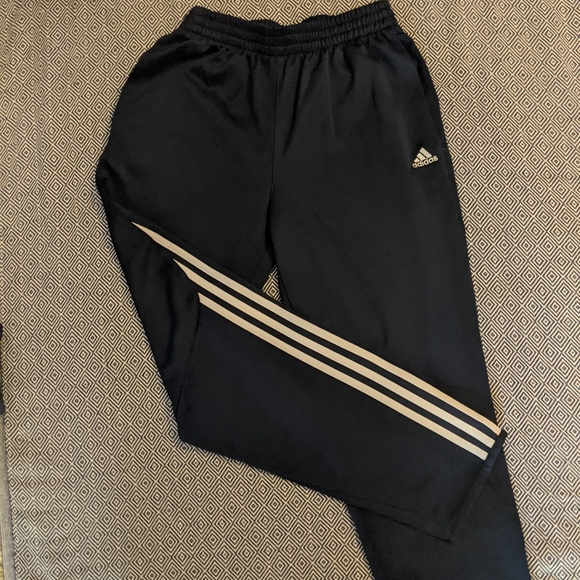 Adidas youth large navy sports pants - Picture 7 of 7